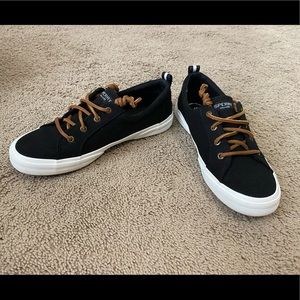 Women’s Sperry Pier Wave Canvas Sneakers 7.5